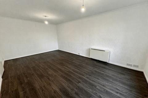 undefined, Bristol Court, Bury Old Road, M7
