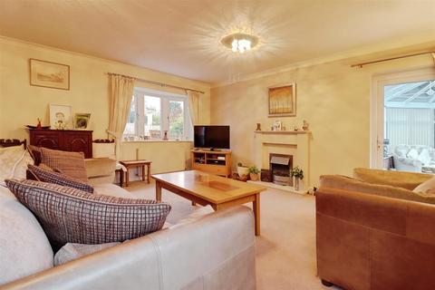 undefined, Elm Road, Middlewich