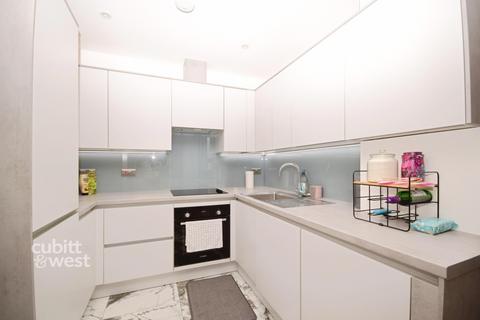 undefined, Banstead Road, Purley CR8