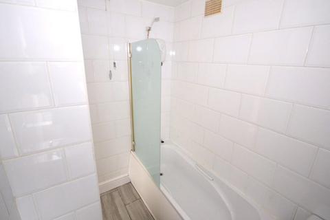1 bedroom flat to rent, Ward Street, New Tupton, Chesterfield, S42 6XR
