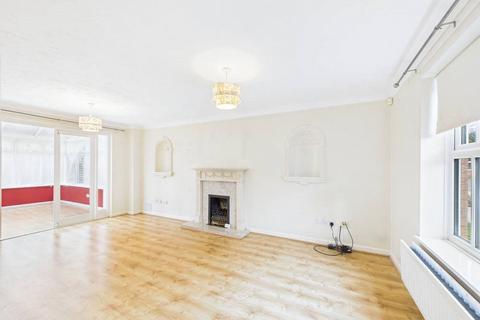 21 Bridgnorth Row, Berkeley Beverborne, Worcester, WR4 0QF