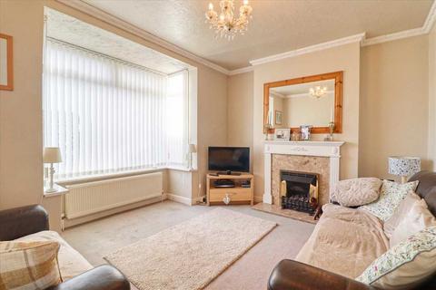 3 bedroom semi-detached house for sale, Clacton on Sea CO15