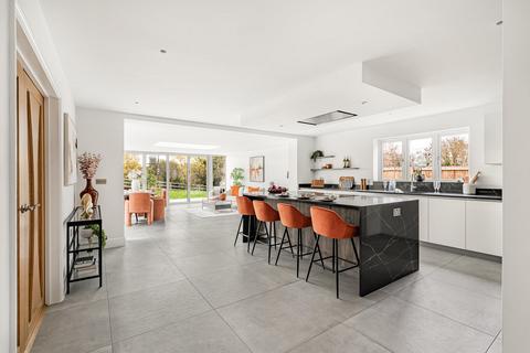 4 bedroom detached house for sale, Radwinter Road, Ashdon CB10