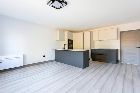 2 bedroom flat to rent, Colney Hatch Lane, London, N10