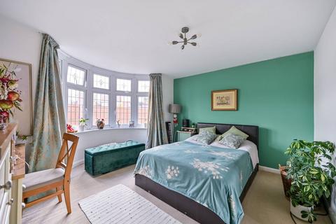 undefined, Grand Drive, Raynes Park, London, SW20