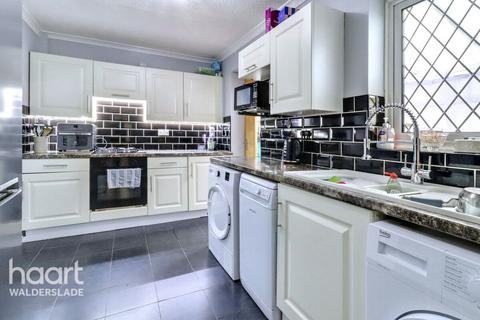 2 bedroom semi-detached house for sale, Woodbury Road, Chatham