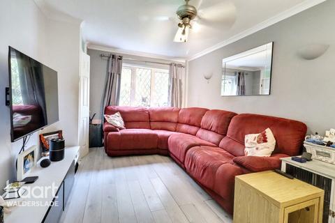 undefined, Woodbury Road, Chatham