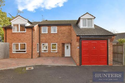 4 bedroom detached house for sale, Long Grey, Fleckney, Leicester, LE8 8TB