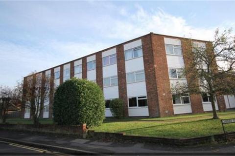 undefined, Gresham Road, Staines-upon-Thames, TW18