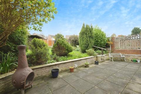 undefined, Bateman Close, New Whittington, Chesterfield, S43 2DT