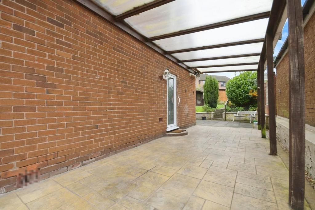 CARPORT.jpg
