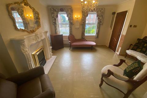 3 bedroom semi-detached house for sale, The Ridgeway, Burbage LE10