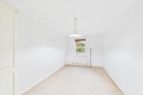 undefined, Ward Close, South Croydon