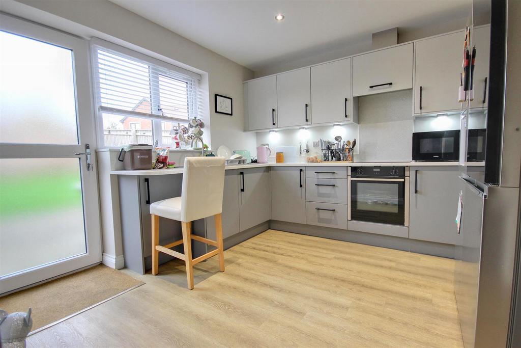 IMG 9860-IMG 9862 lzn.jpg