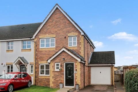 3 bedroom semi-detached house for sale, Golding Crescent, Burton-On-Trent