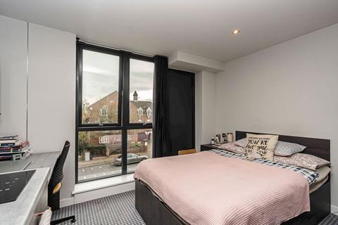 undefined, Kenton Road, Harrow HA3