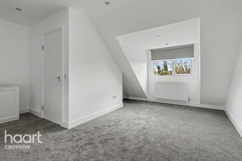 undefined, Croydon Road, Croydon
