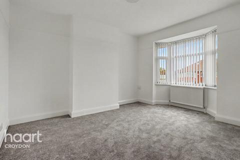 undefined, Croydon Road, Croydon