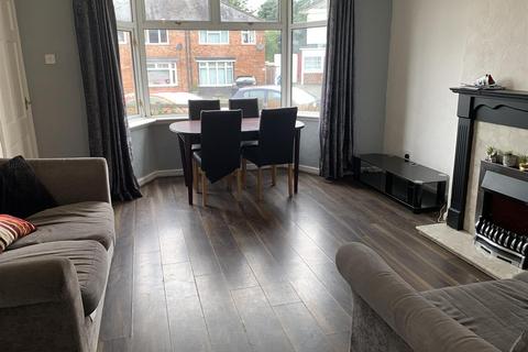 3 bedroom house to rent, Petersham Road, Kingstanding, Birmingham