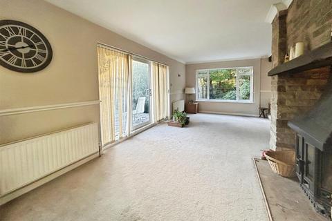4 bedroom detached house for sale, Roman Road, Broadstone