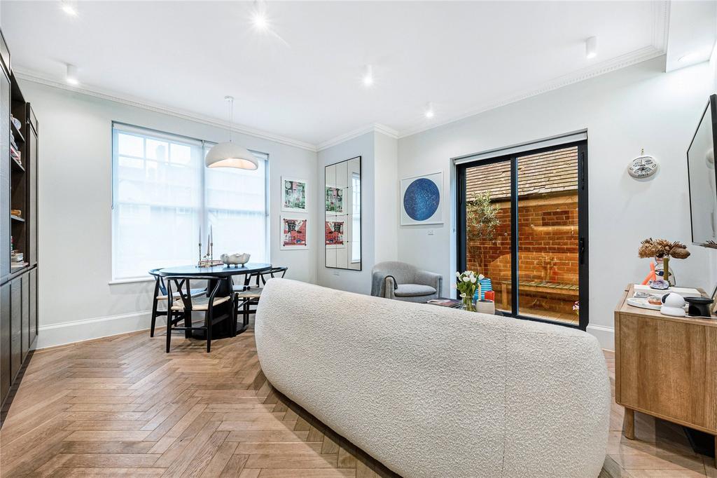 Reception/Kitchen