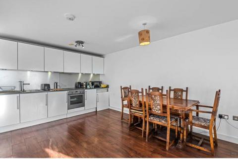 1 bedroom flat for sale, Mosaic Apartments, Slough
