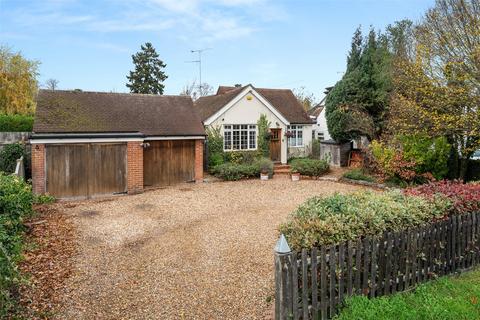 undefined, Waterloo Road, Berkshire RG40