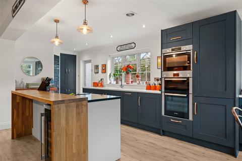 undefined, Waterloo Road, Berkshire RG40