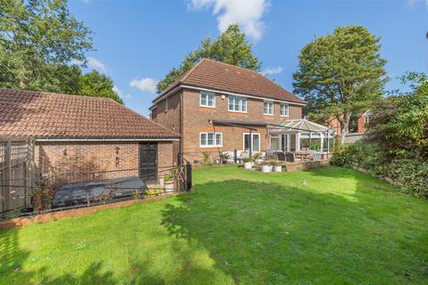 5 bedroom detached house for sale, St. Francis Close, Penenden Heath, Maidstone
