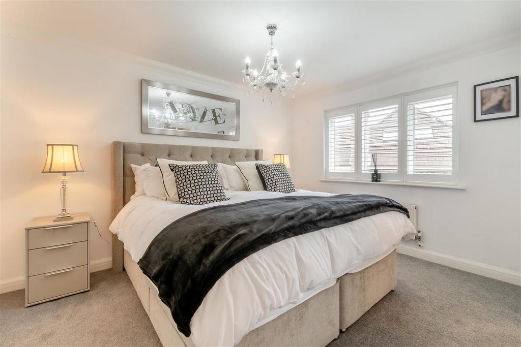 8659699-interior32.jpg