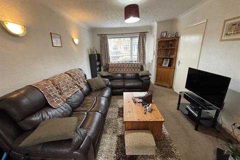 3 bedroom semi-detached house for sale, Wellesbourne Drive, Glenfield, Leicester