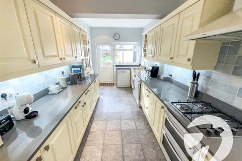 3 bedroom semi-detached house for sale, Sidewood Road, London, SE9