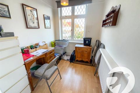 3 bedroom semi-detached house for sale, Sidewood Road, London, SE9