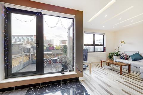 undefined, Turner Street, London E1
