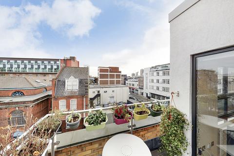 undefined, Turner Street, London E1
