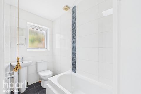 11 Albert Road, Romford, RM1 2PD