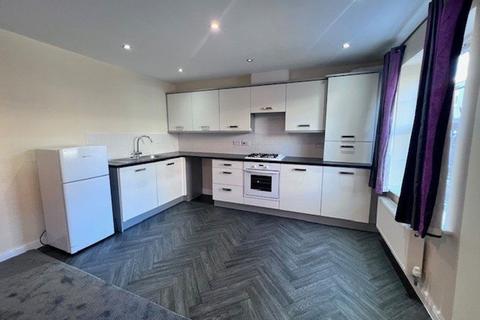 2 bedroom flat to rent, Burton Court, Long Eaton, NG10 1JW