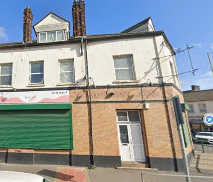 2 bed flat to rent Dock Road, Tilbury RM18