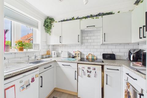 1 bedroom apartment for sale, Belle Vue Road, Bournemouth, Dorset, BH6