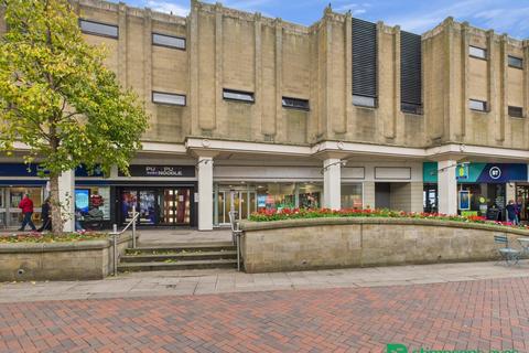 Retail property (high street) to rent, Horne Ln Bedford MK40 1TS