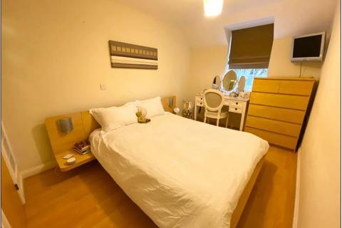 2 bedroom flat for sale, Newbury,  Berkshire,  RG14