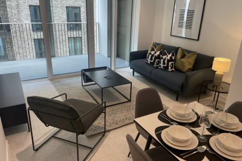 1 bedroom flat to rent, Cendal Crescent, London E1