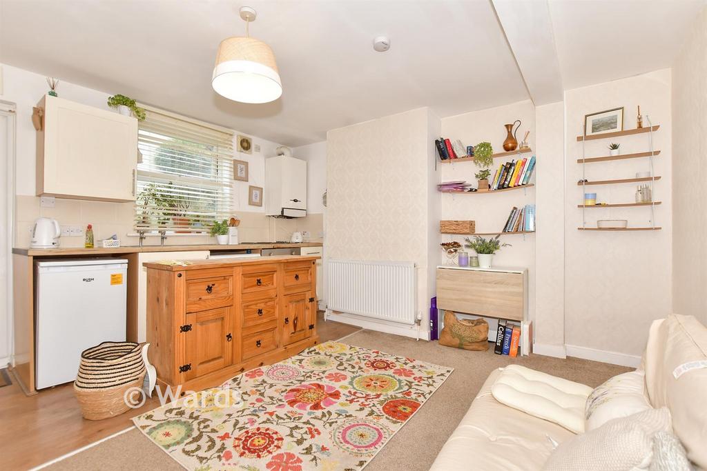 Lounge/Kitchen Area