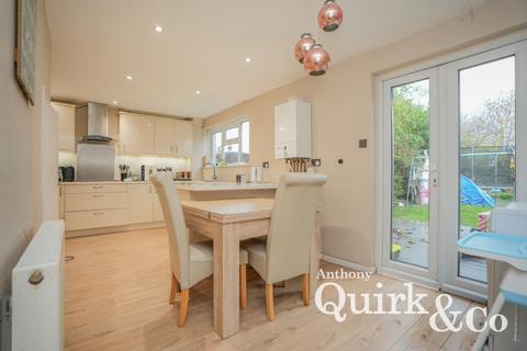 undefined, Little Gypps, Canvey Island, SS8
