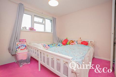 undefined, Little Gypps, Canvey Island, SS8