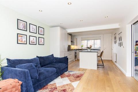 4 bedroom detached house for sale, Maxwell Way, Lutterworth