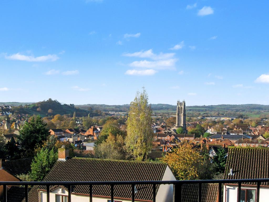 4 THV Balcony View.JPG