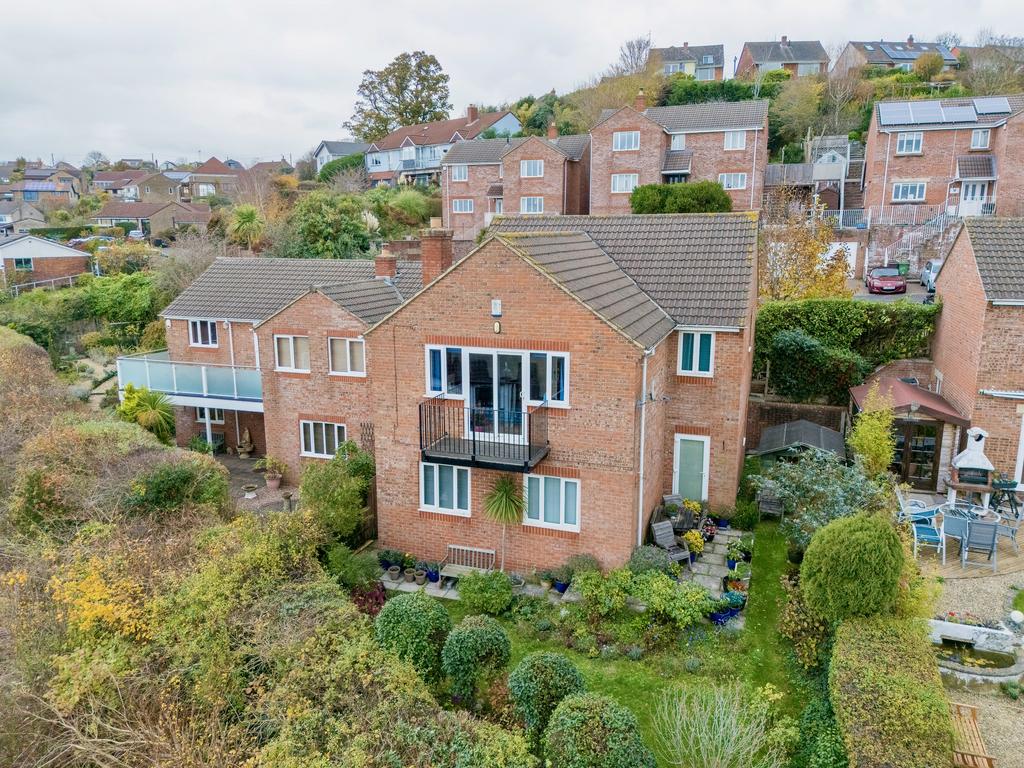 TEK Hi Res 251106 021.jpeg