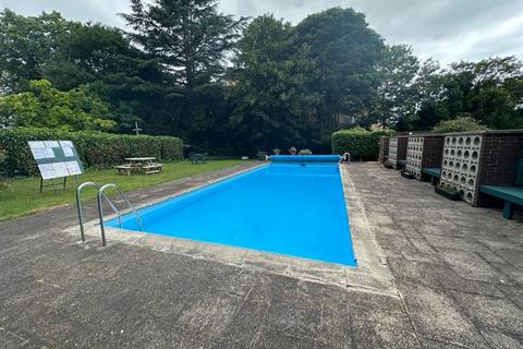 3 bedroom flat to rent, Flat , Minster Court,  Hillcrest Road, London