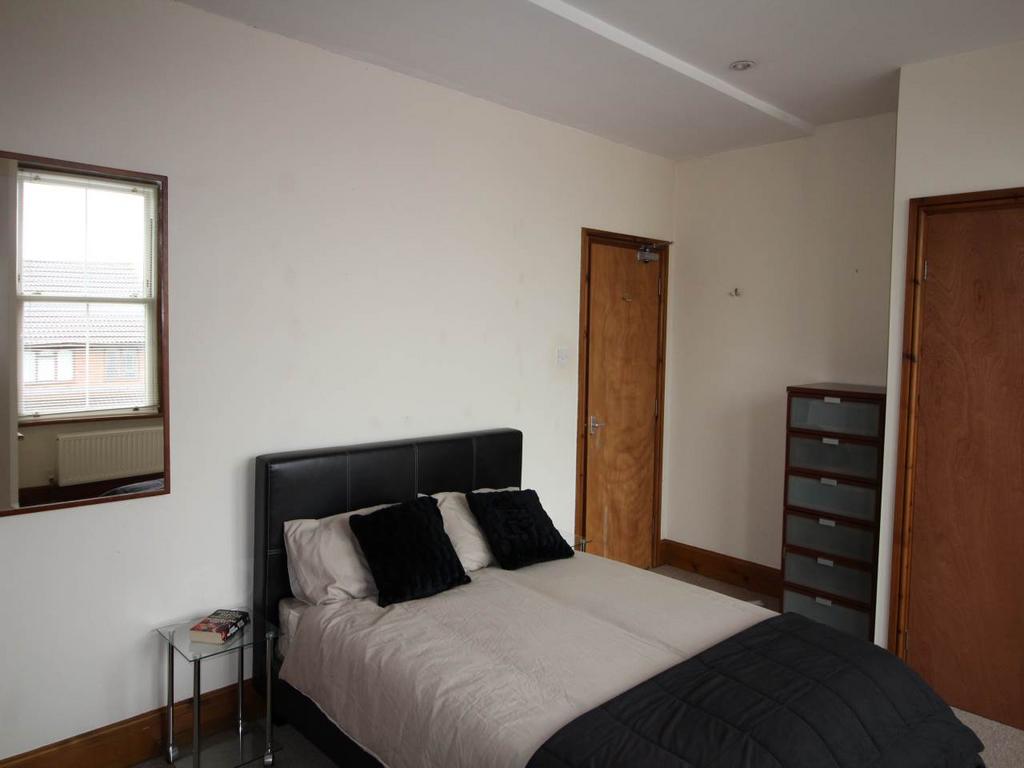 Bedroom wall